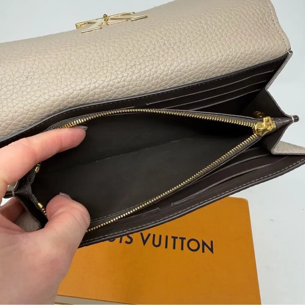 Louis Vuitton Capucines Taurillon Leather Wallet Beige Gold LV Womens